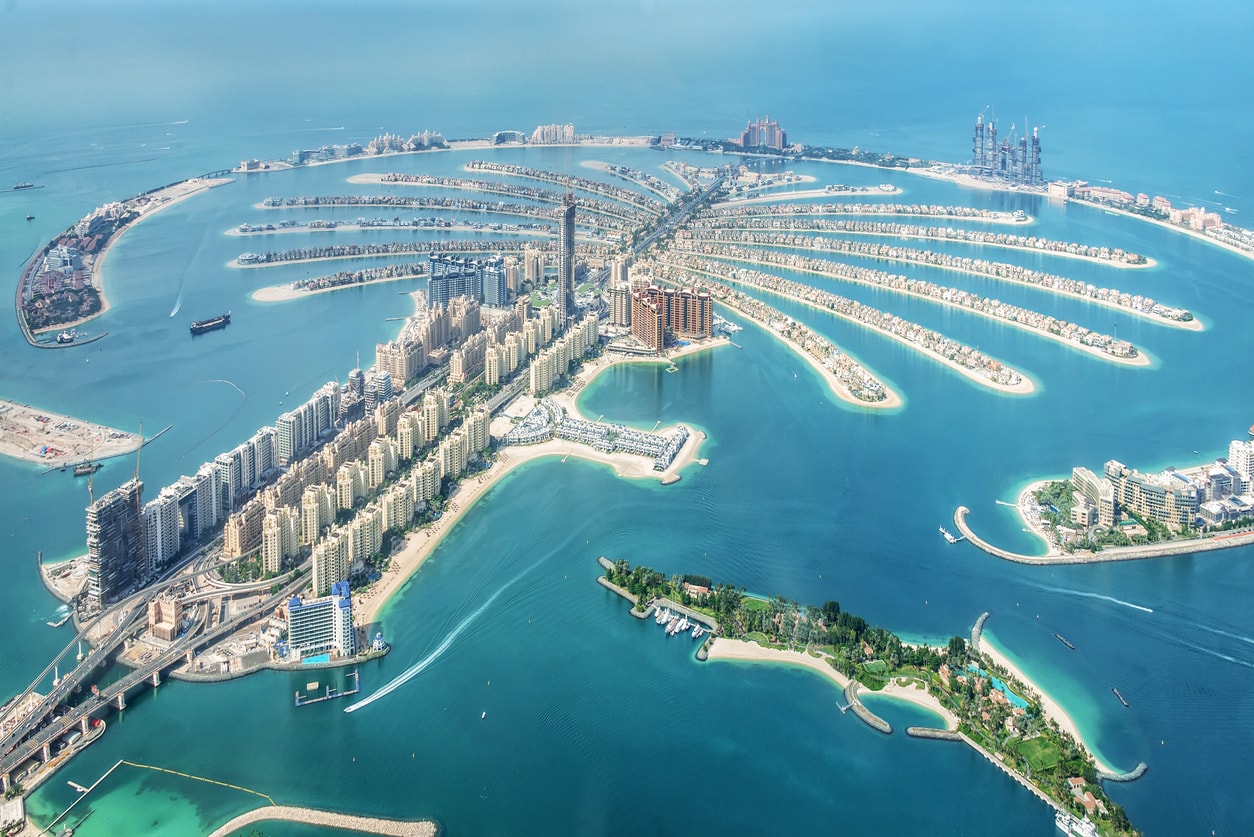Dubai Vergiden Muaf mı?